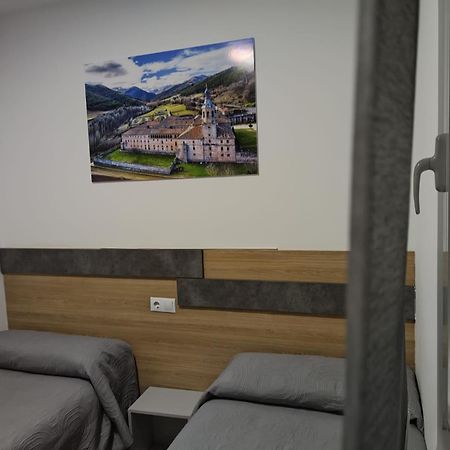 Hostal Rioja Condestable Logroño Exteriér fotografie
