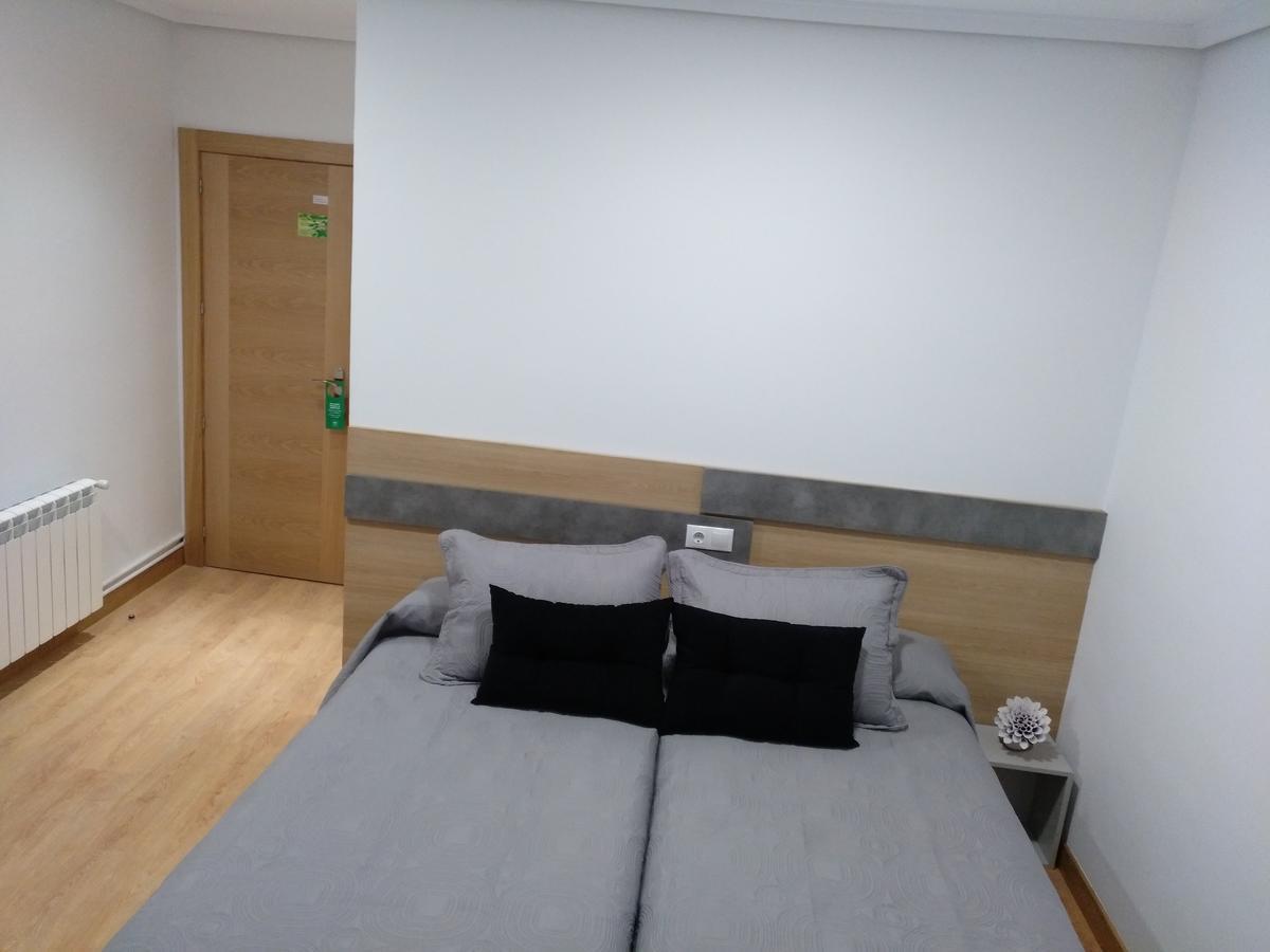 Hostal Rioja Condestable Logroño Exteriér fotografie